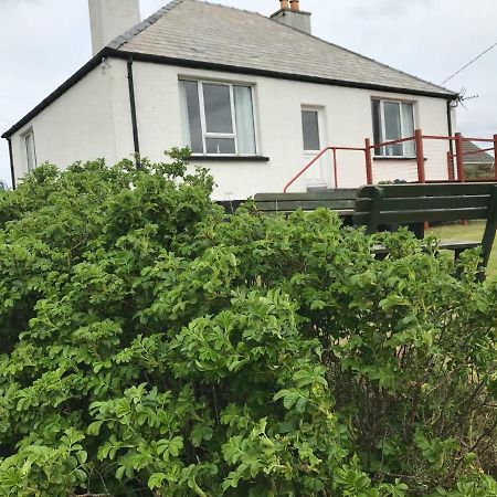Tigh-Na-Greine Apartment Carloway  Bagian luar foto