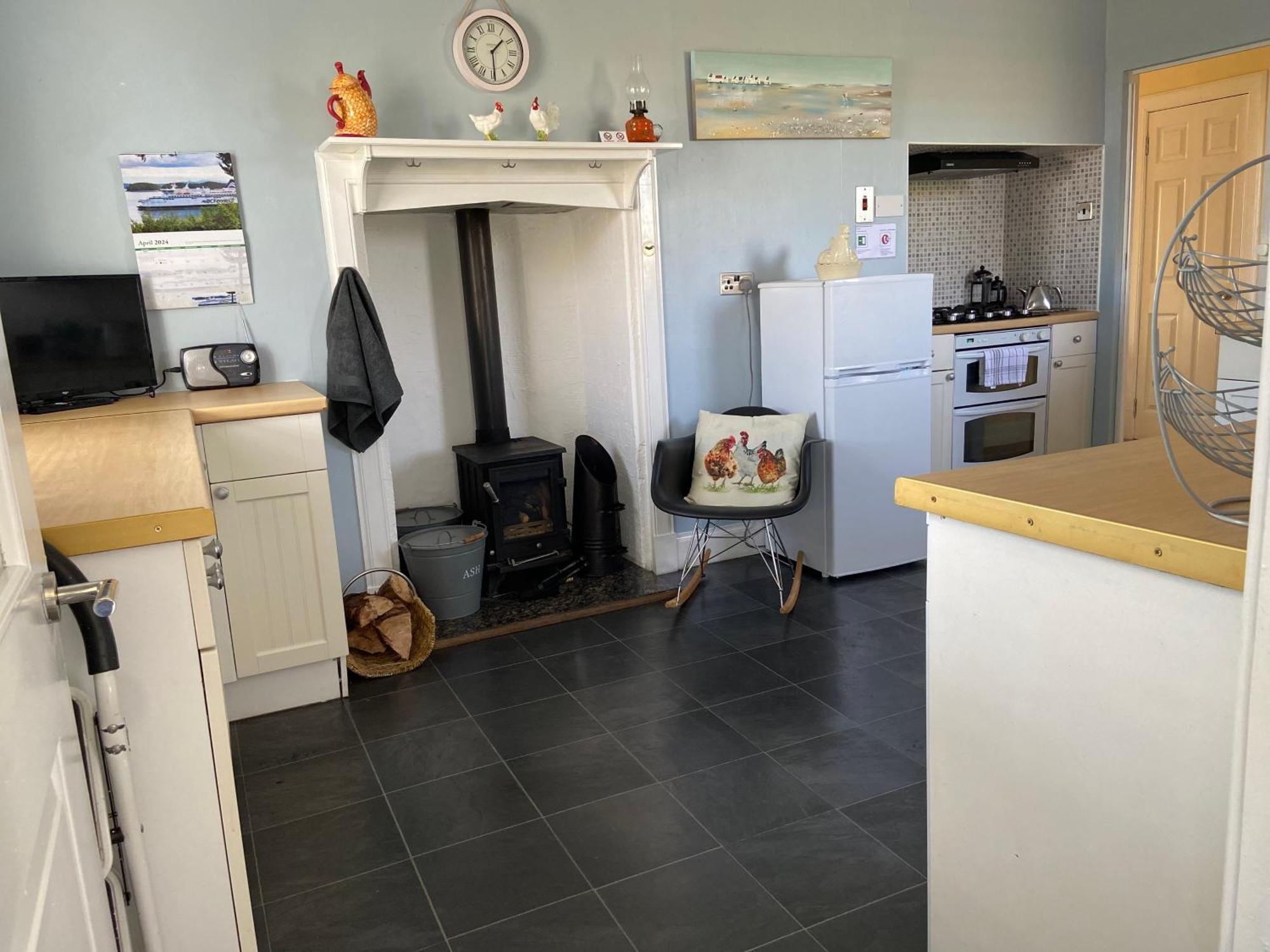 Tigh-Na-Greine Apartment Carloway  Bagian luar foto